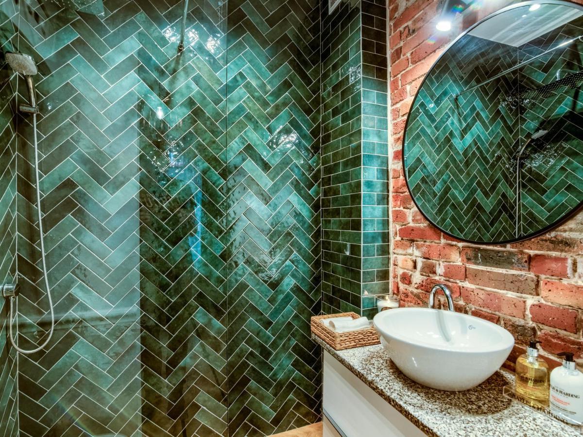 Fancy Apartment Nikiszowiec คาโตวีตเซ ภายนอก รูปภาพ