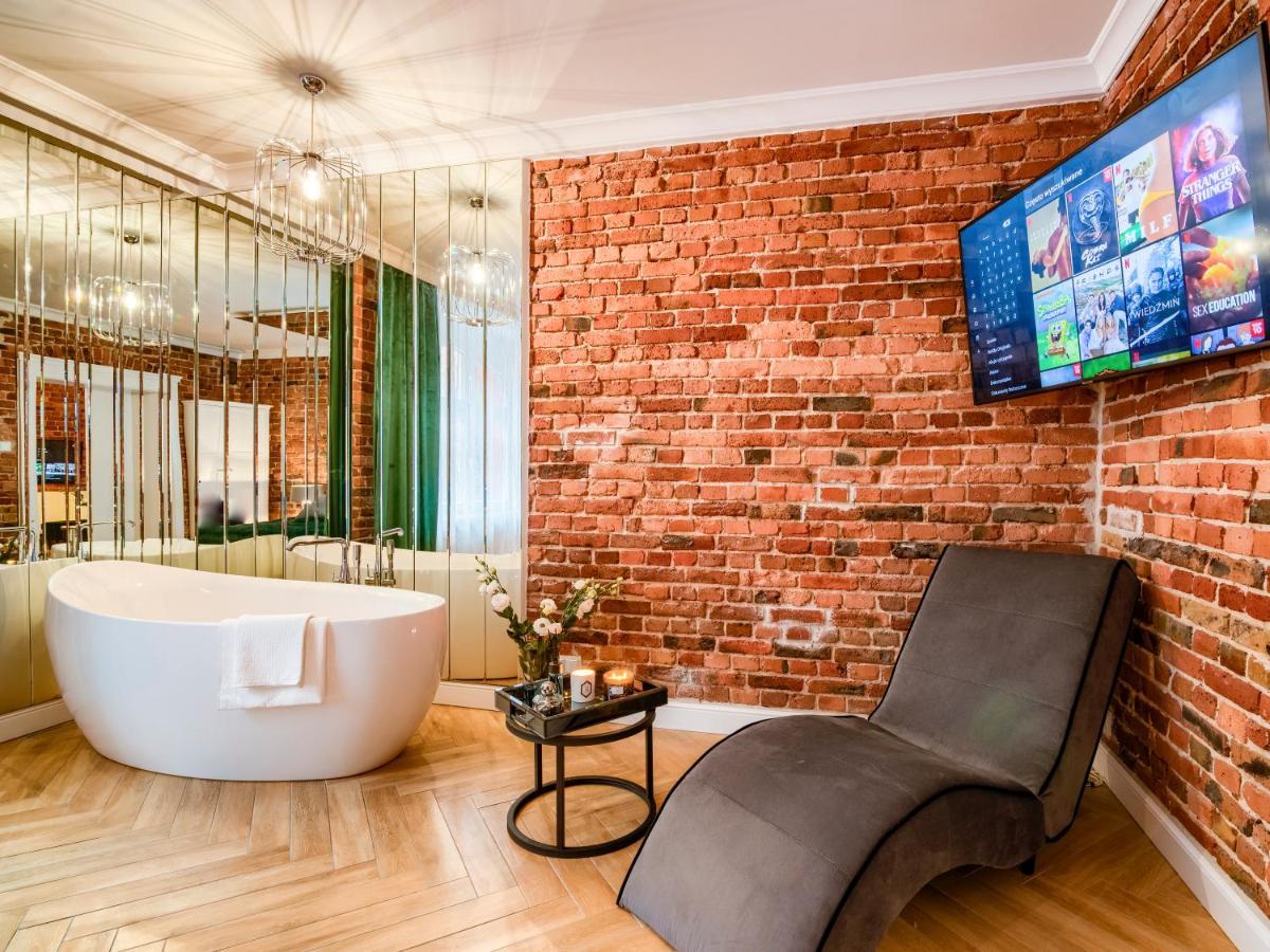 Fancy Apartment Nikiszowiec คาโตวีตเซ ภายนอก รูปภาพ