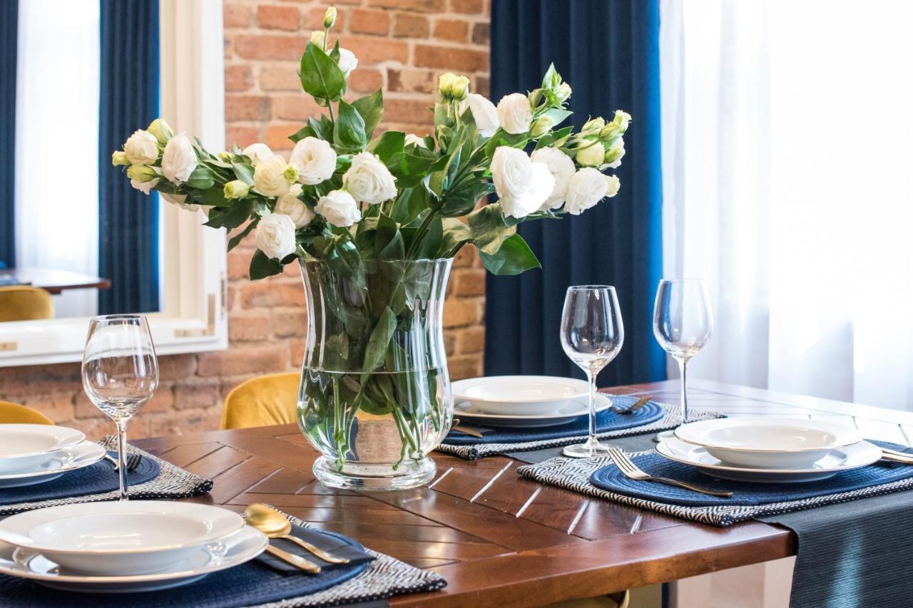 Fancy Apartment Nikiszowiec คาโตวีตเซ ภายนอก รูปภาพ