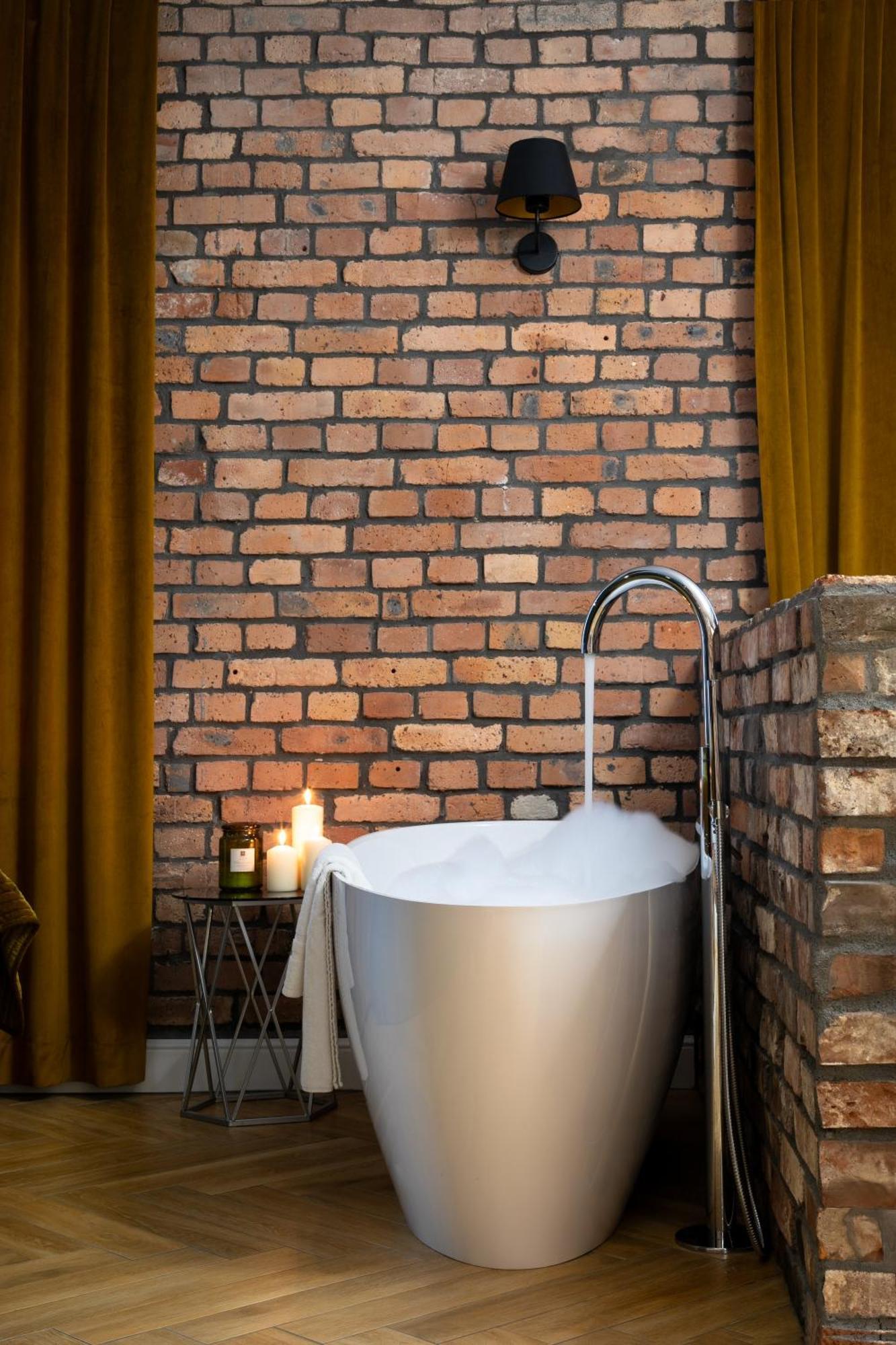 Fancy Apartment Nikiszowiec คาโตวีตเซ ภายนอก รูปภาพ